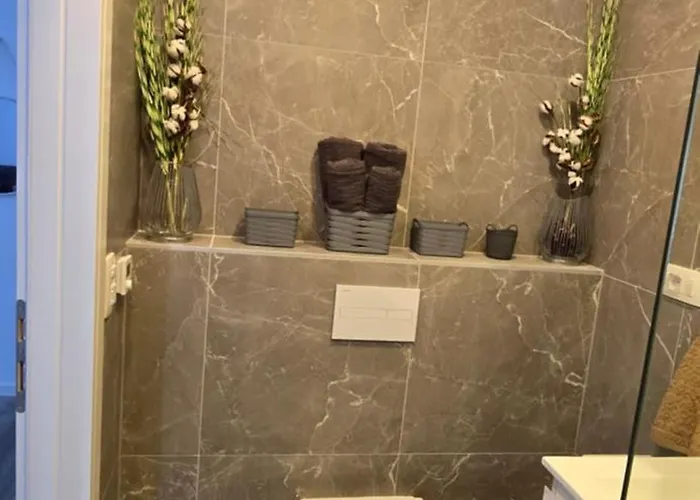 Royal Dutch Lux 4 Trogir