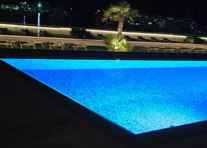 Royal Dutch Lux 4 * Trogir