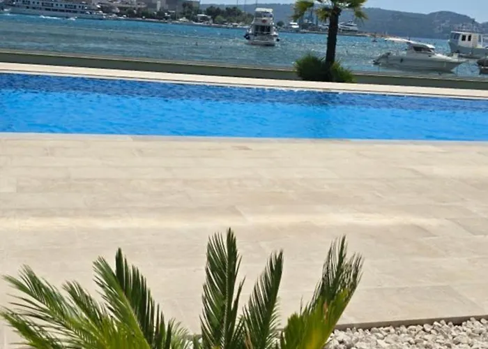 Royal Dutch Lux 4 Appartement Trogir