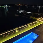 Royal Dutch Lux 4 Trogir
