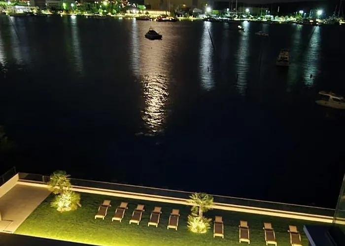 Apartment Royal Dutch Lux 4