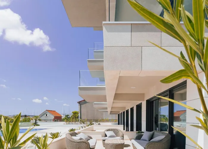 Royal Dutch Lux 4 * Trogir